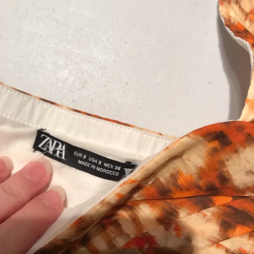 NWOT Zara Printed Ruched Crop Top in Orange Size Small - Picture 4 of 6